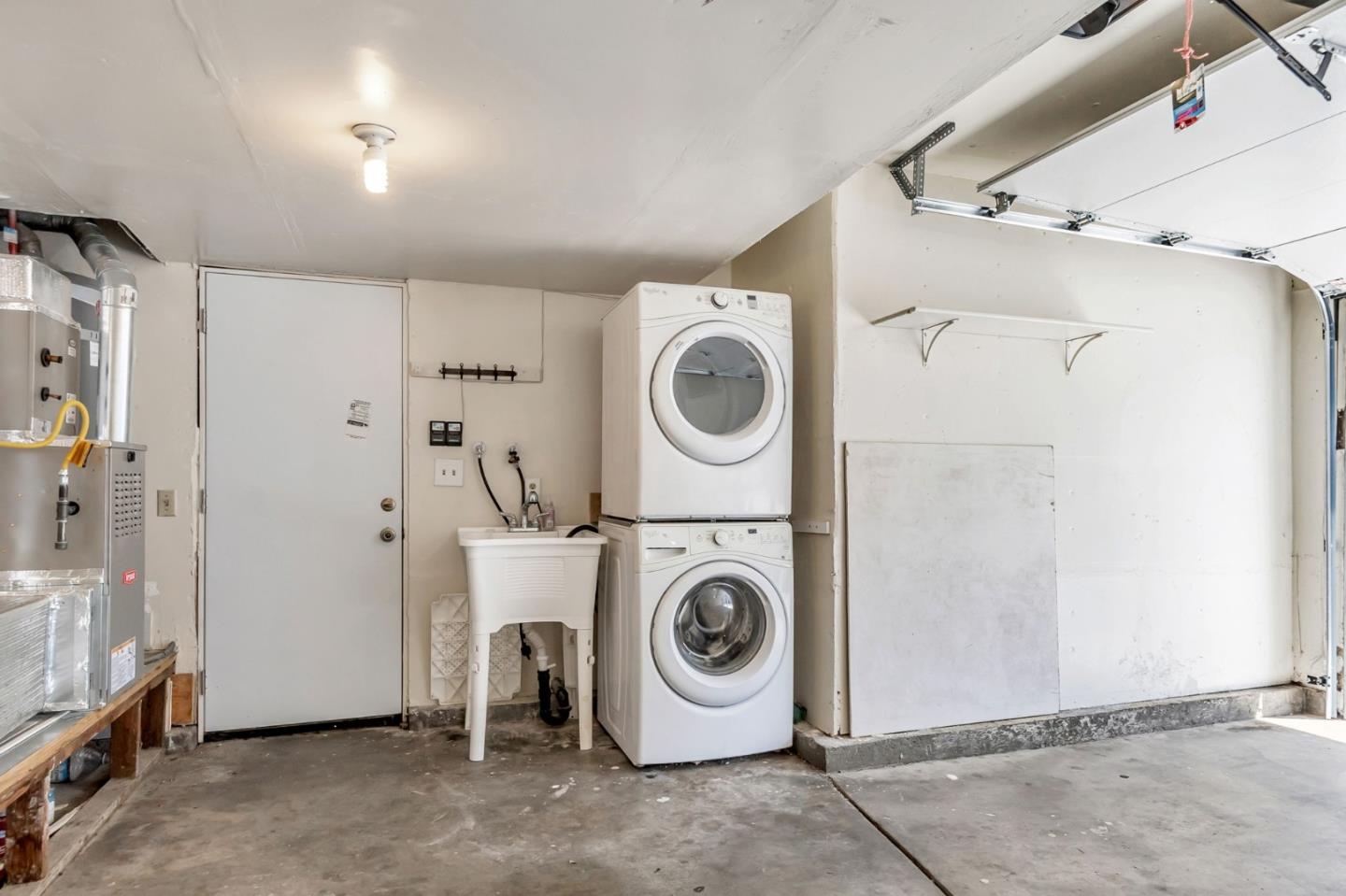 Detail Gallery Image 29 of 41 For 549 Groth Pl, San Jose,  CA 95111 - 2 Beds | 1 Baths