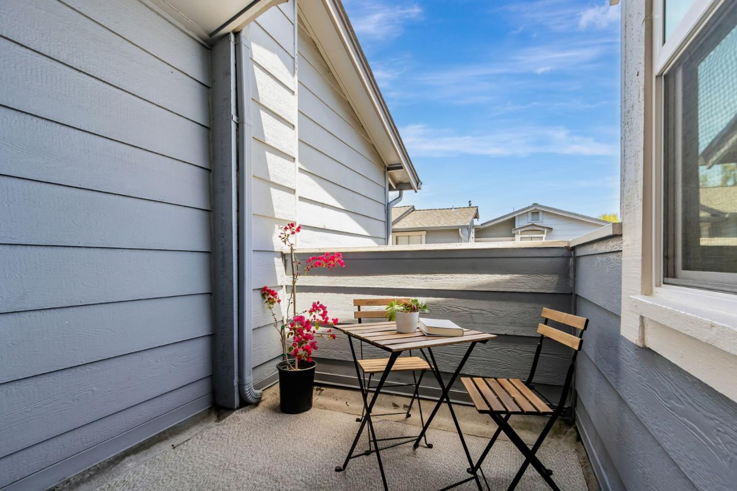 Detail Gallery Image 32 of 41 For 549 Groth Pl, San Jose,  CA 95111 - 2 Beds | 1 Baths
