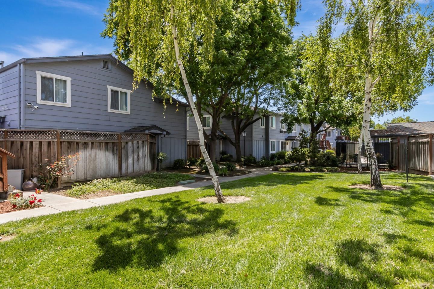 Detail Gallery Image 39 of 41 For 549 Groth Pl, San Jose,  CA 95111 - 2 Beds | 1 Baths