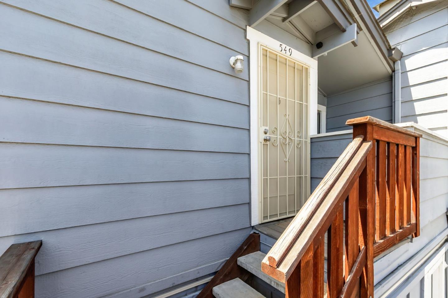 Detail Gallery Image 8 of 41 For 549 Groth Pl, San Jose,  CA 95111 - 2 Beds | 1 Baths