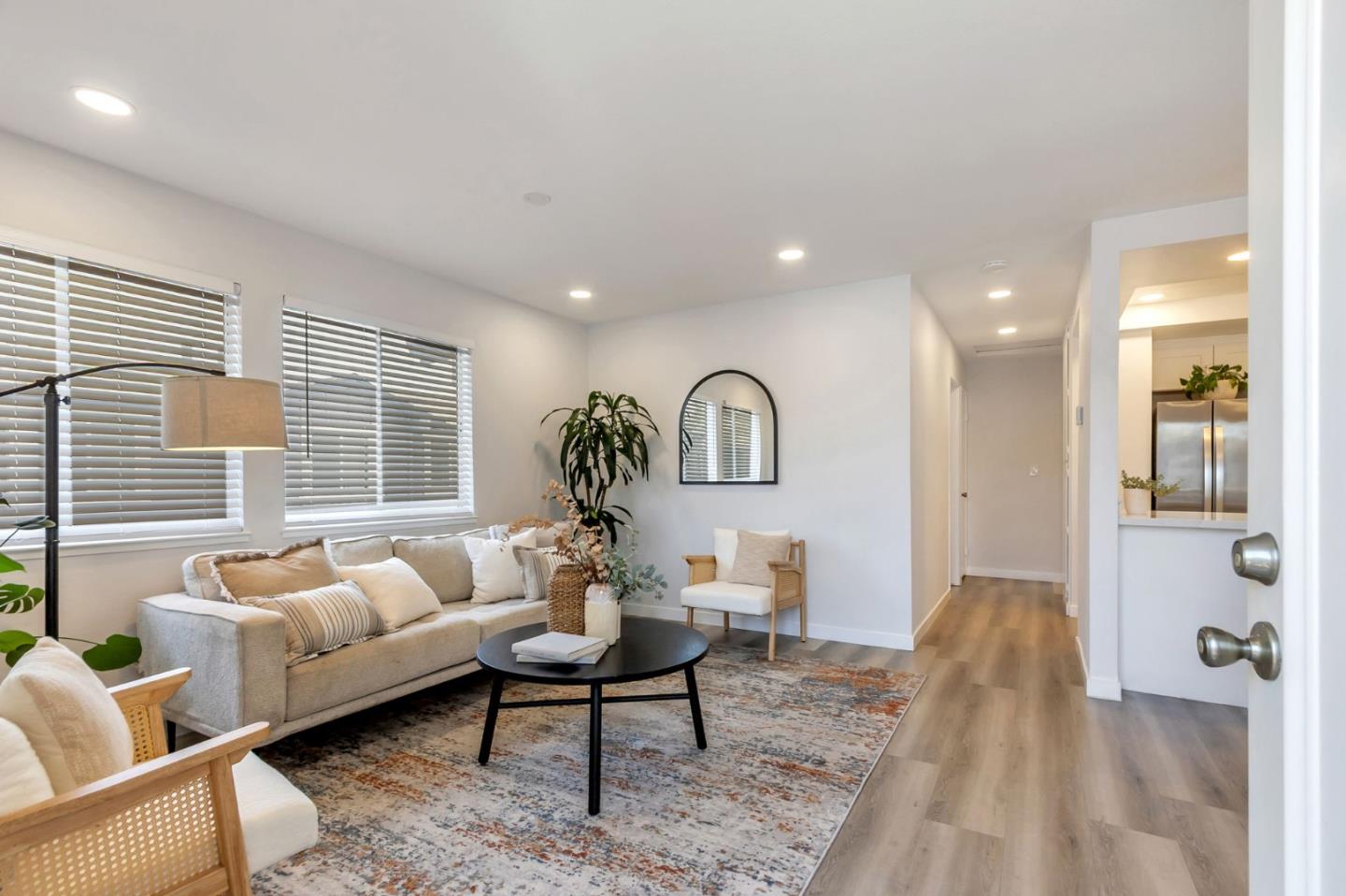 Detail Gallery Image 9 of 41 For 549 Groth Pl, San Jose,  CA 95111 - 2 Beds | 1 Baths