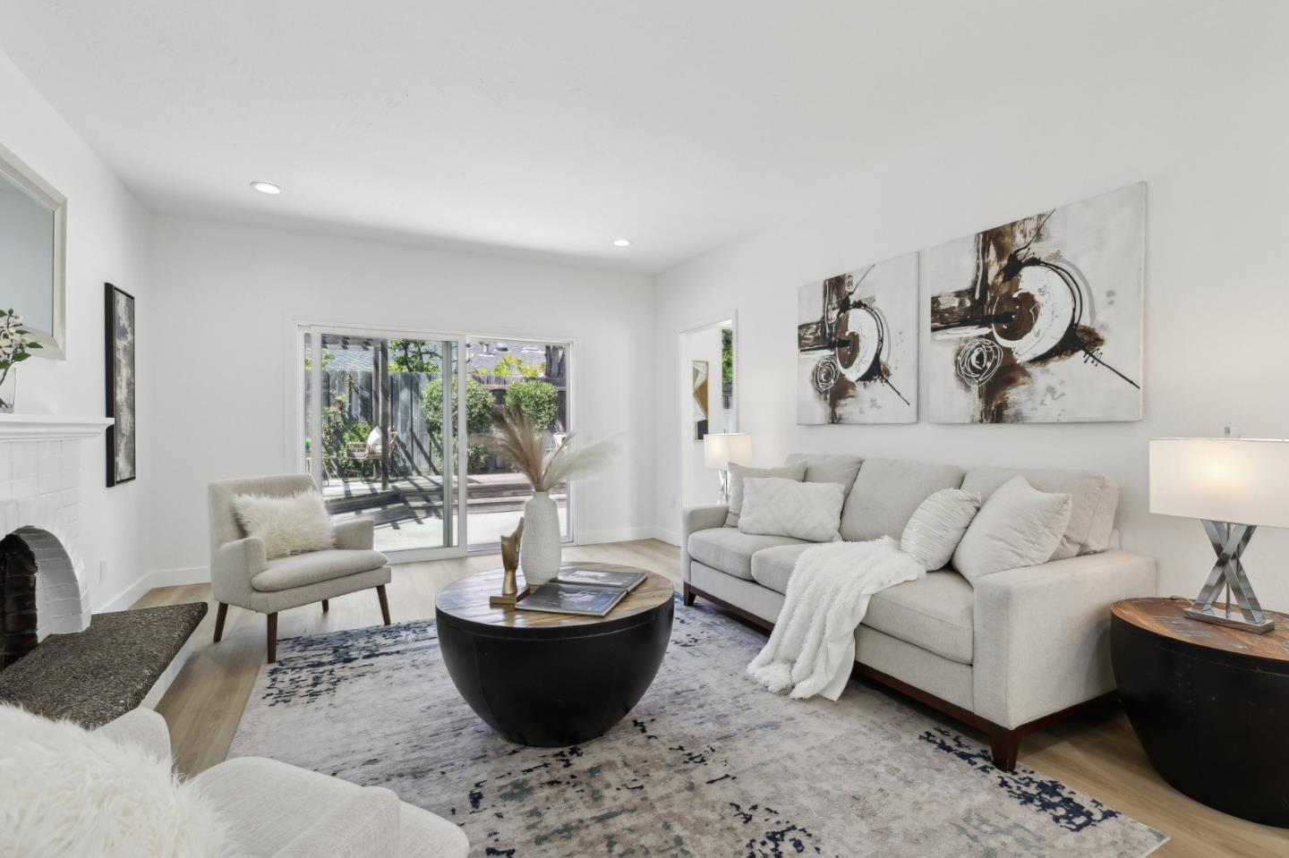 Detail Gallery Image 11 of 50 For 613 Pilgrim Dr, Foster City,  CA 94404 - 4 Beds | 2 Baths
