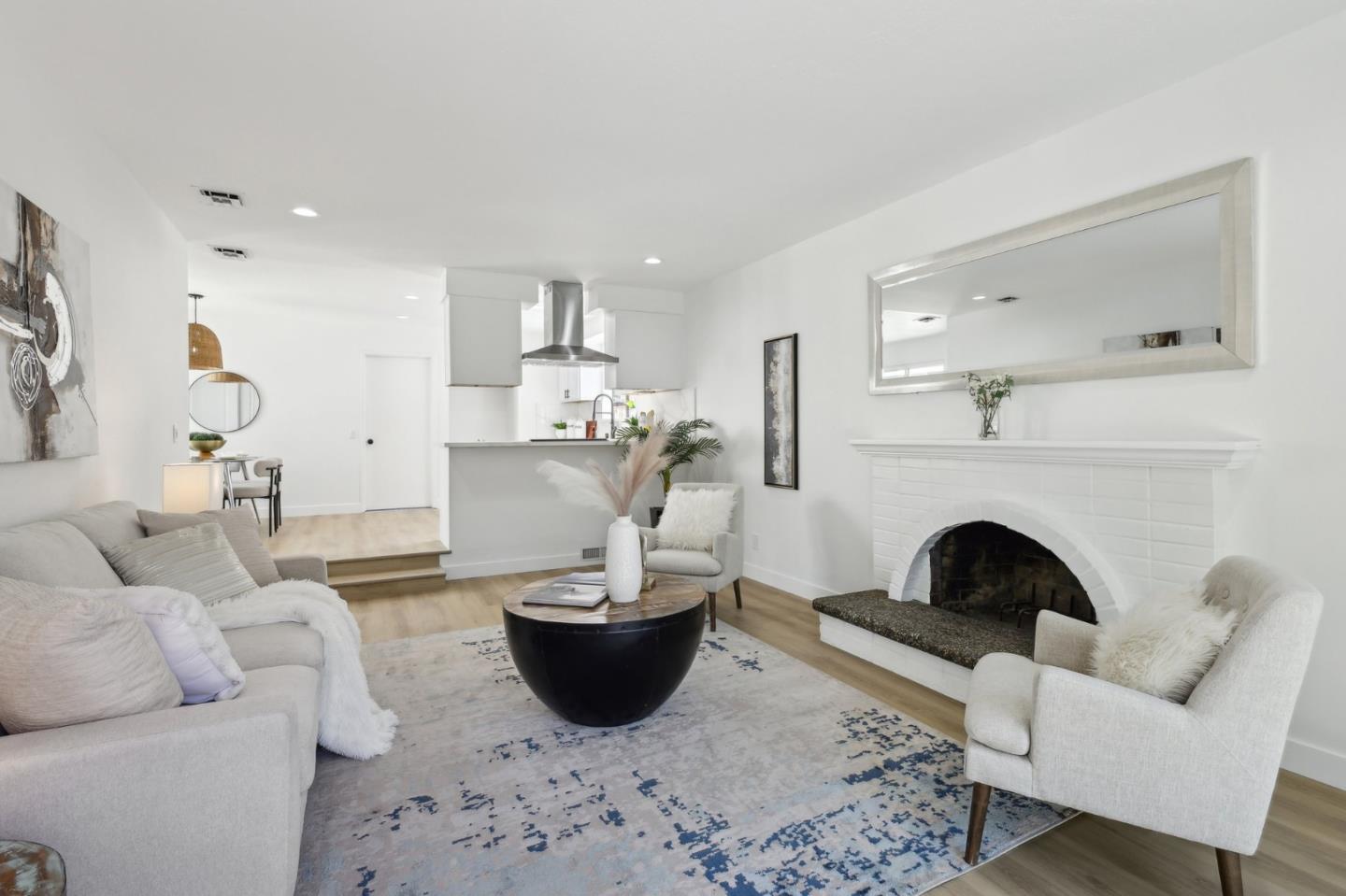 Detail Gallery Image 13 of 50 For 613 Pilgrim Dr, Foster City,  CA 94404 - 4 Beds | 2 Baths