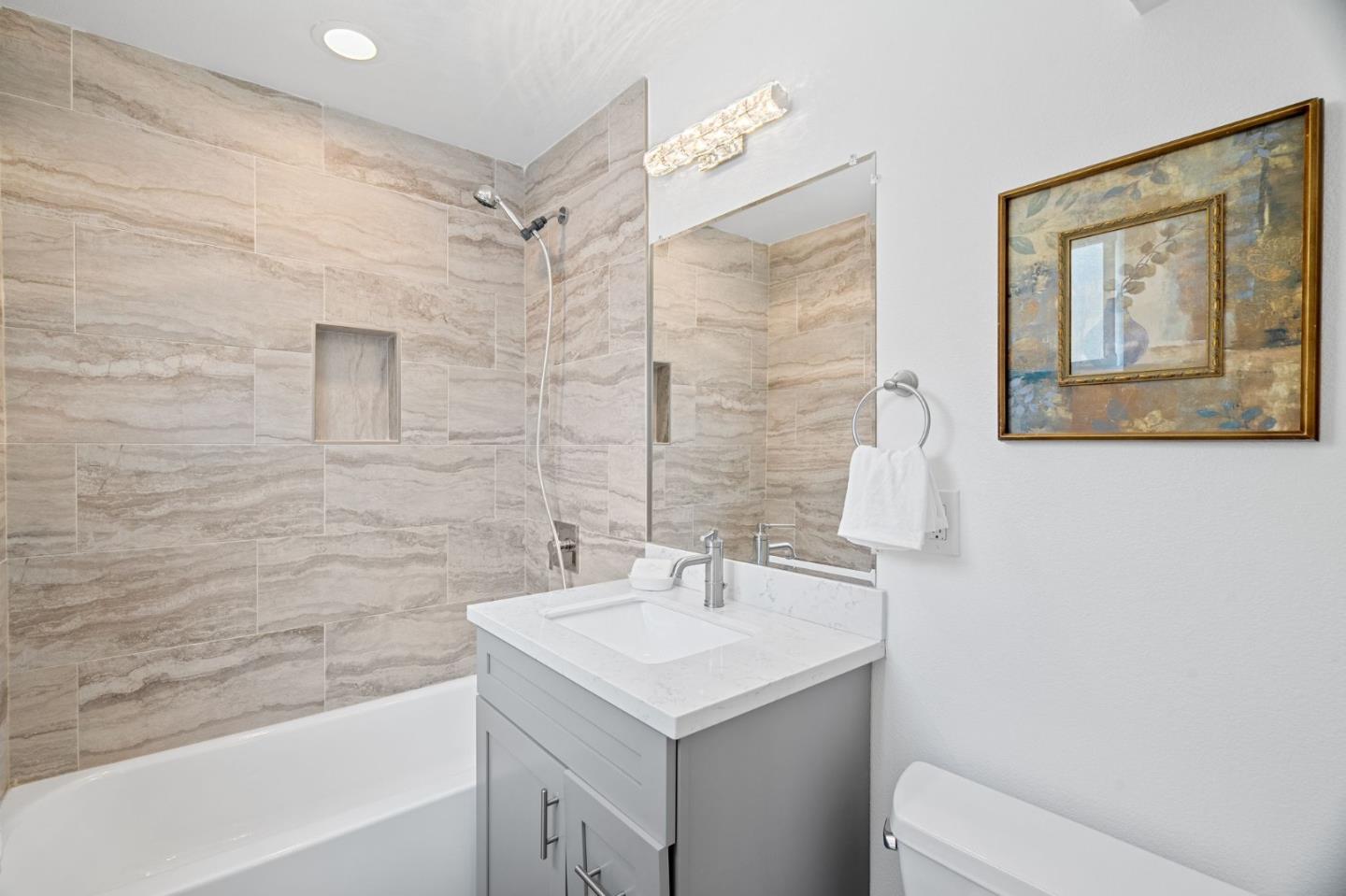 Detail Gallery Image 10 of 40 For 2404 Gabriel Ave, Mountain View,  CA 94040 - 6 Beds | 4 Baths