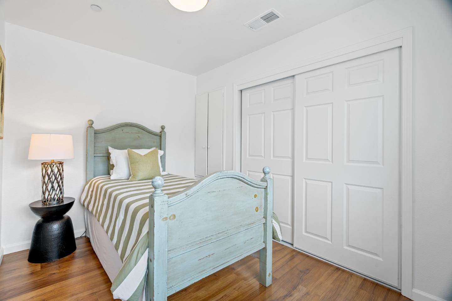 Detail Gallery Image 18 of 40 For 2404 Gabriel Ave, Mountain View,  CA 94040 - 6 Beds | 4 Baths