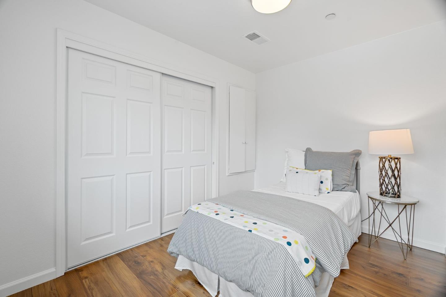 Detail Gallery Image 24 of 40 For 2404 Gabriel Ave, Mountain View,  CA 94040 - 6 Beds | 4 Baths
