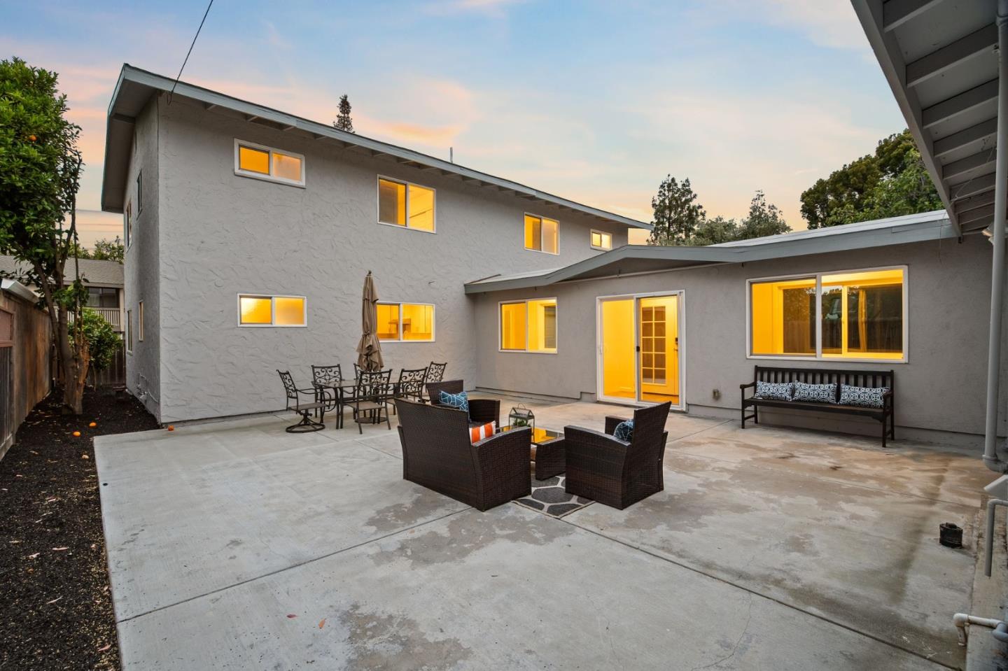 Detail Gallery Image 37 of 40 For 2404 Gabriel Ave, Mountain View,  CA 94040 - 6 Beds | 4 Baths