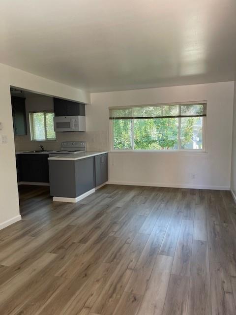 Detail Gallery Image 3 of 9 For 723 San Mateo Ave, Burlingame,  CA 94010 - 0 Beds | 2 Baths