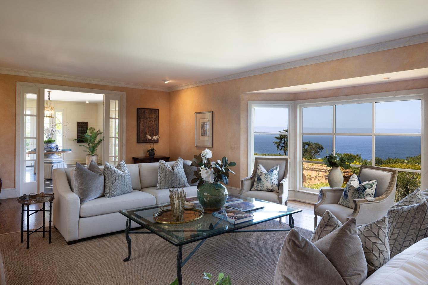 Detail Gallery Image 11 of 59 For 228 Lower Walden Rd, Carmel,  CA 93923 - 4 Beds | 4/1 Baths