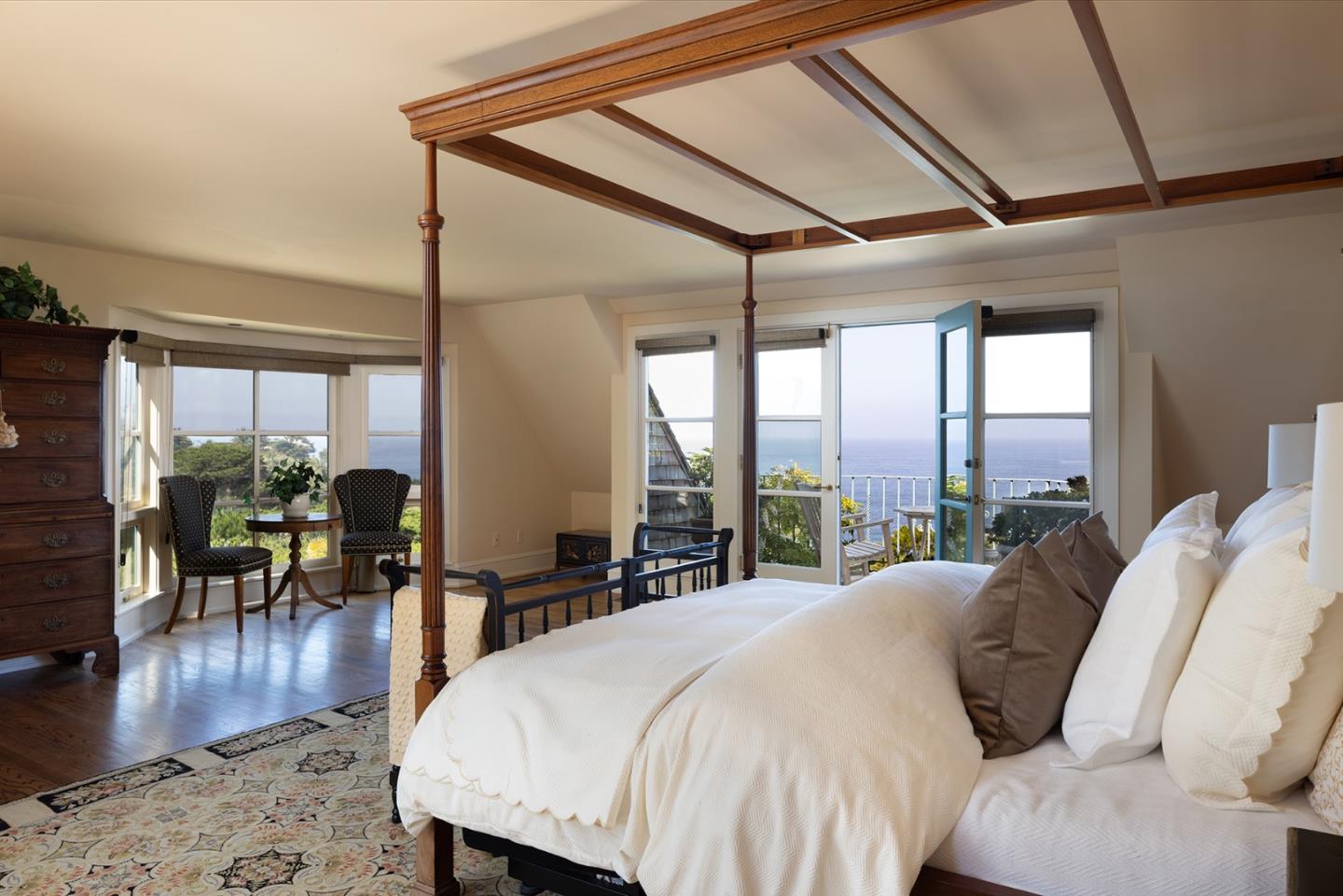 Detail Gallery Image 26 of 59 For 228 Lower Walden Rd, Carmel,  CA 93923 - 4 Beds | 4/1 Baths
