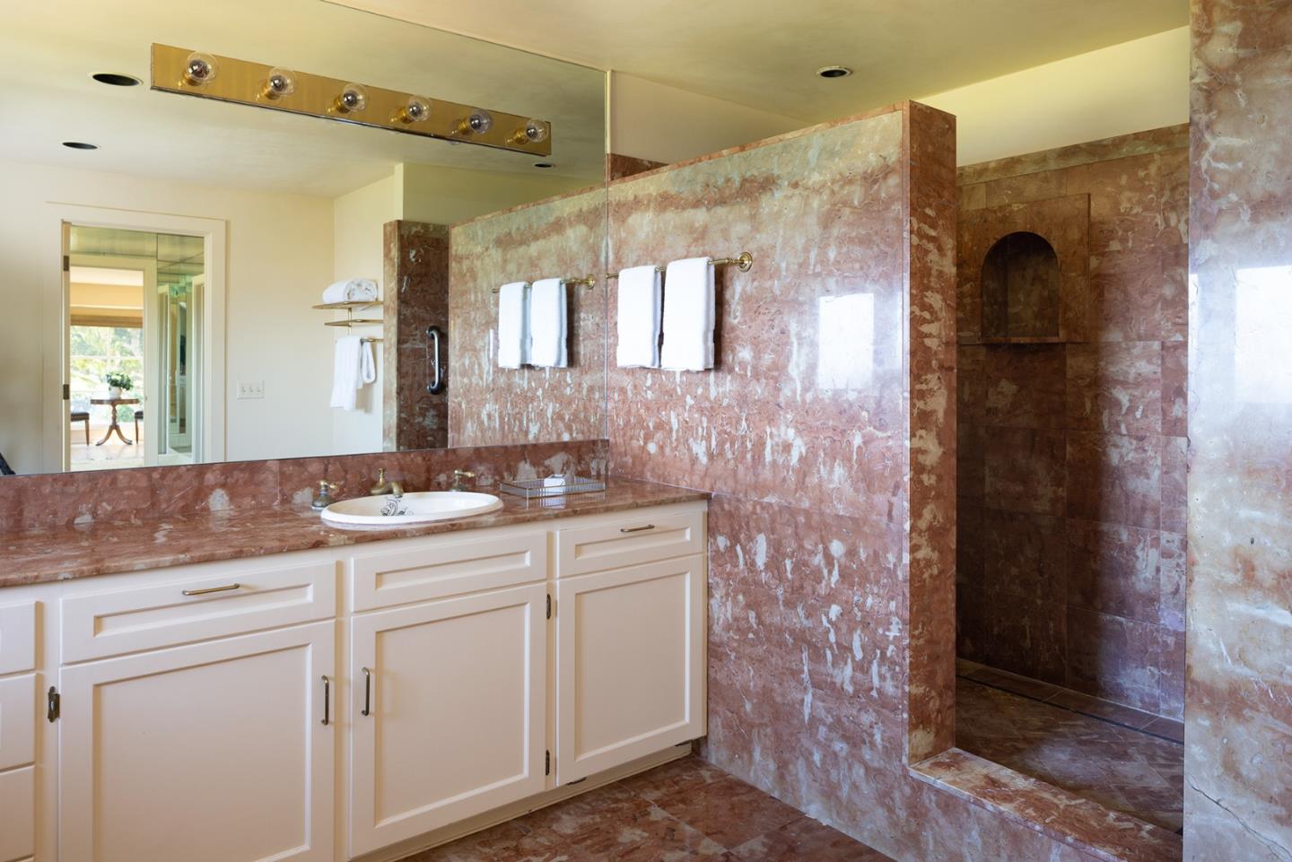 Detail Gallery Image 28 of 59 For 228 Lower Walden Rd, Carmel,  CA 93923 - 4 Beds | 4/1 Baths
