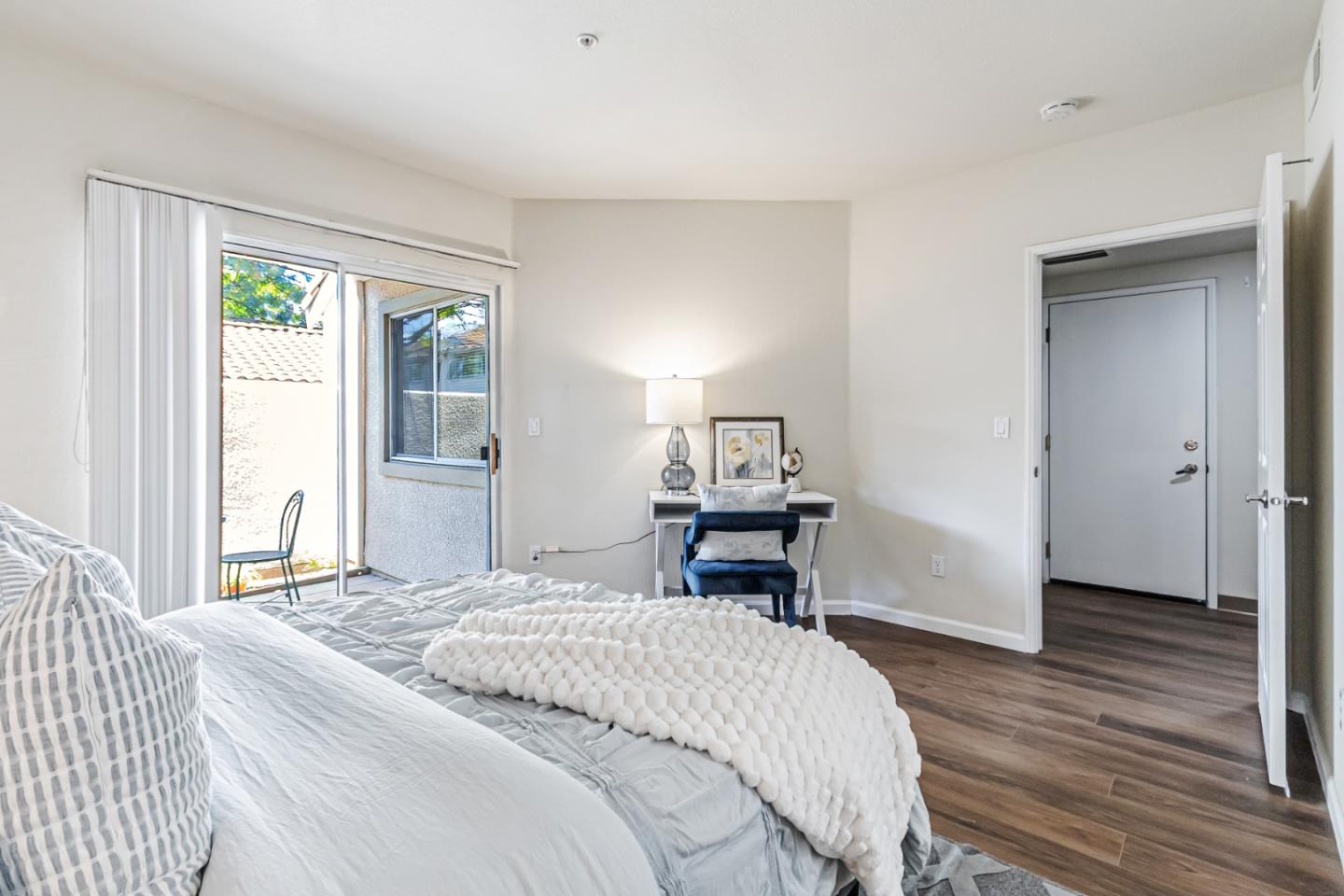 Detail Gallery Image 12 of 24 For 1815 Sheri Ann Cir, San Jose,  CA 95131 - 2 Beds | 2 Baths