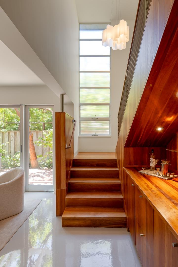 Detail Gallery Image 10 of 18 For 1515 Cowper St, Palo Alto,  CA 94301 - 5 Beds | 3/1 Baths
