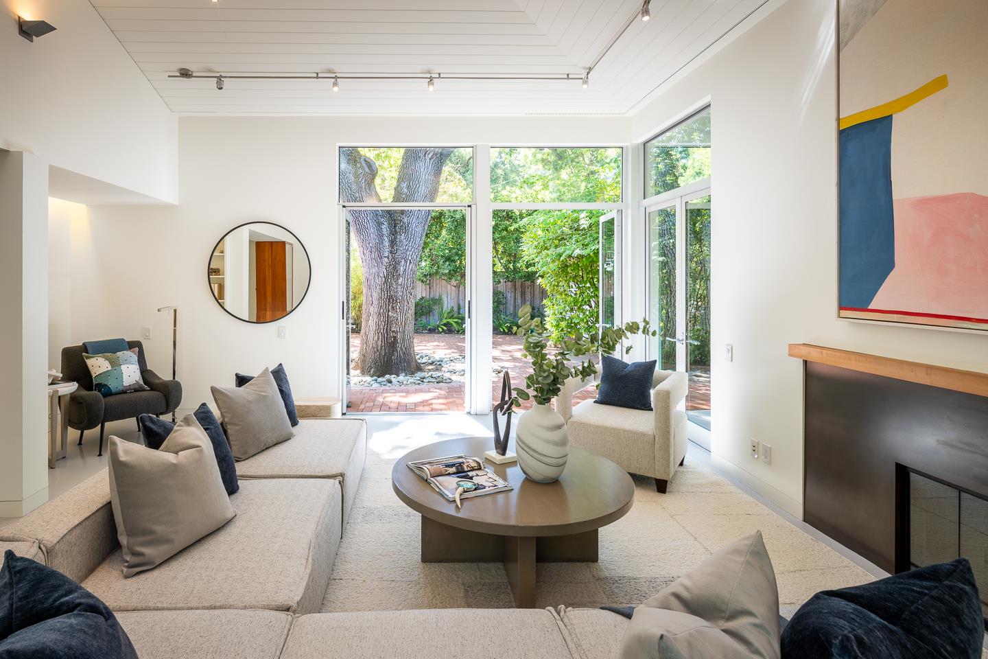 Detail Gallery Image 6 of 18 For 1515 Cowper St, Palo Alto,  CA 94301 - 5 Beds | 3/1 Baths