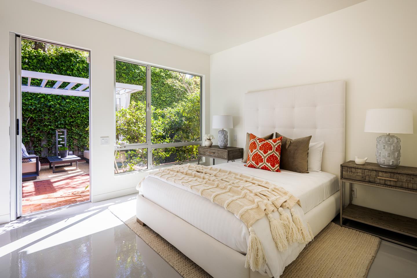 Detail Gallery Image 9 of 18 For 1515 Cowper St, Palo Alto,  CA 94301 - 5 Beds | 3/1 Baths