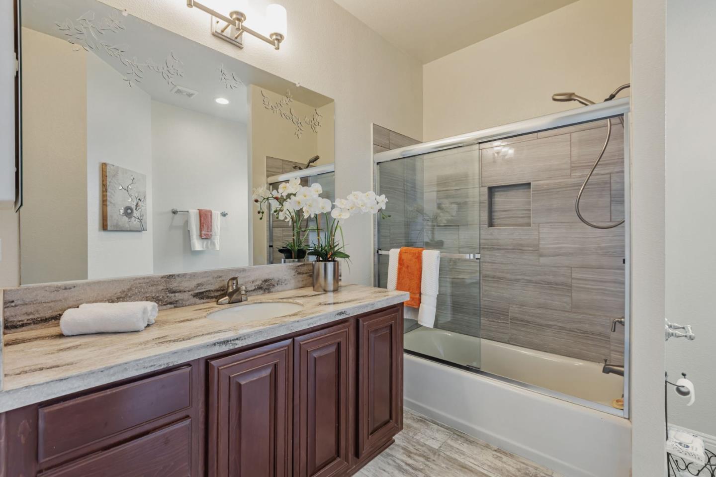 Detail Gallery Image 32 of 37 For 120 Dixon Landing Rd #124,  Milpitas,  CA 95035 - 3 Beds | 2 Baths
