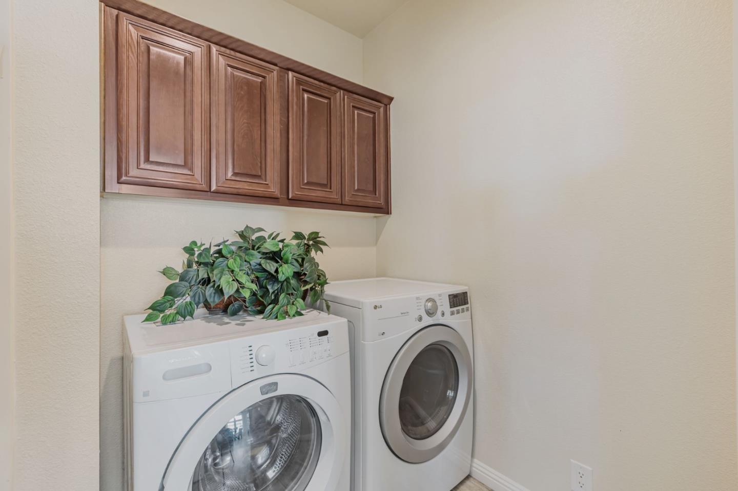 Detail Gallery Image 33 of 37 For 120 Dixon Landing Rd #124,  Milpitas,  CA 95035 - 3 Beds | 2 Baths