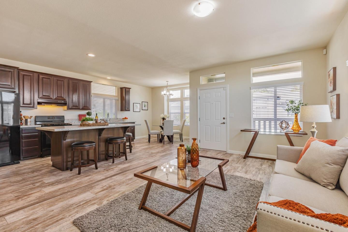 Detail Gallery Image 9 of 37 For 120 Dixon Landing Rd #124,  Milpitas,  CA 95035 - 3 Beds | 2 Baths