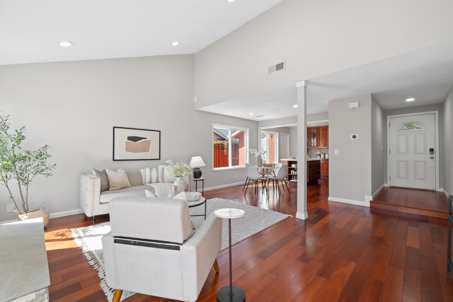 Detail Gallery Image 12 of 48 For 1353 Aberford Dr, San Jose,  CA 95131 - 4 Beds | 2 Baths