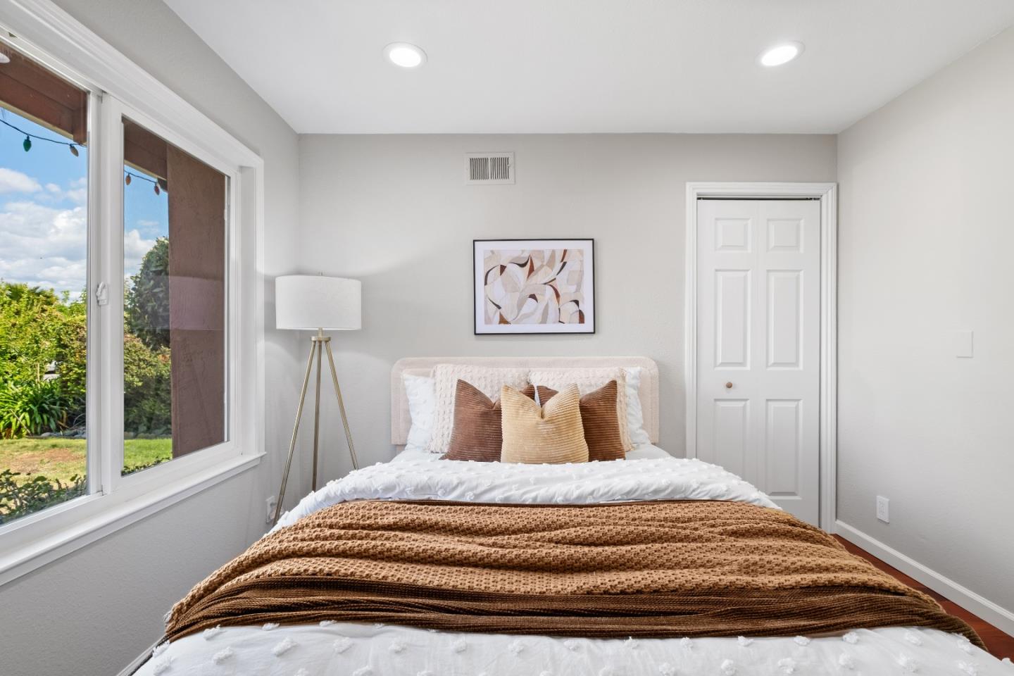 Detail Gallery Image 39 of 48 For 1353 Aberford Dr, San Jose,  CA 95131 - 4 Beds | 2 Baths