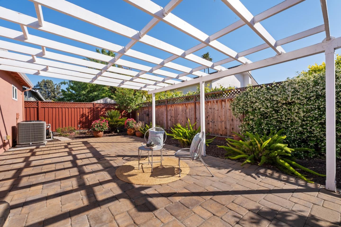 Detail Gallery Image 5 of 48 For 1353 Aberford Dr, San Jose,  CA 95131 - 4 Beds | 2 Baths