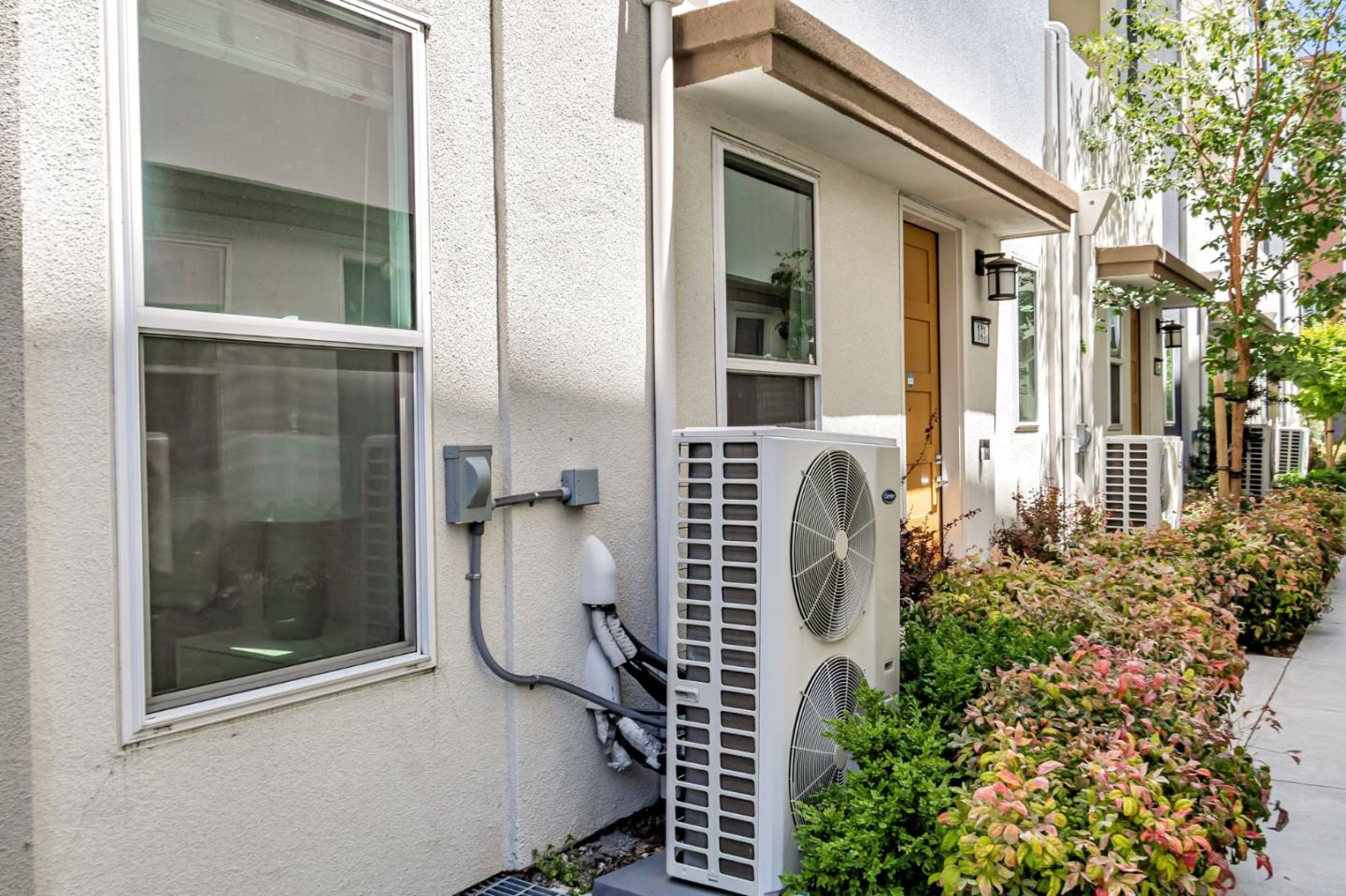 Detail Gallery Image 3 of 67 For 2909 Corvin Dr #143,  Santa Clara,  CA 95051 - 4 Beds | 3/1 Baths