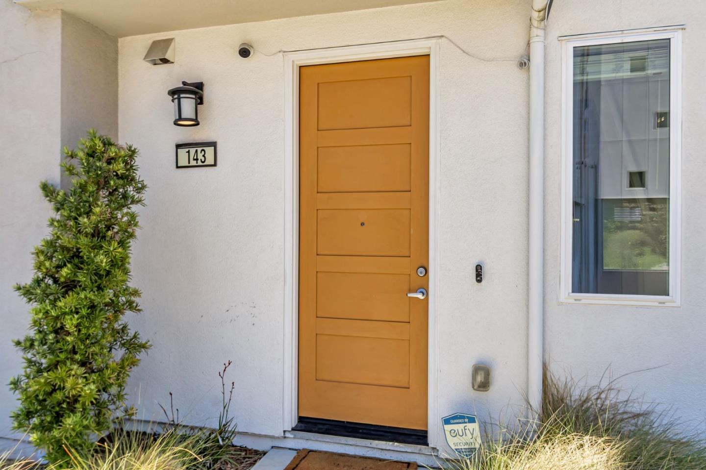 Detail Gallery Image 4 of 67 For 2909 Corvin Dr #143,  Santa Clara,  CA 95051 - 4 Beds | 3/1 Baths