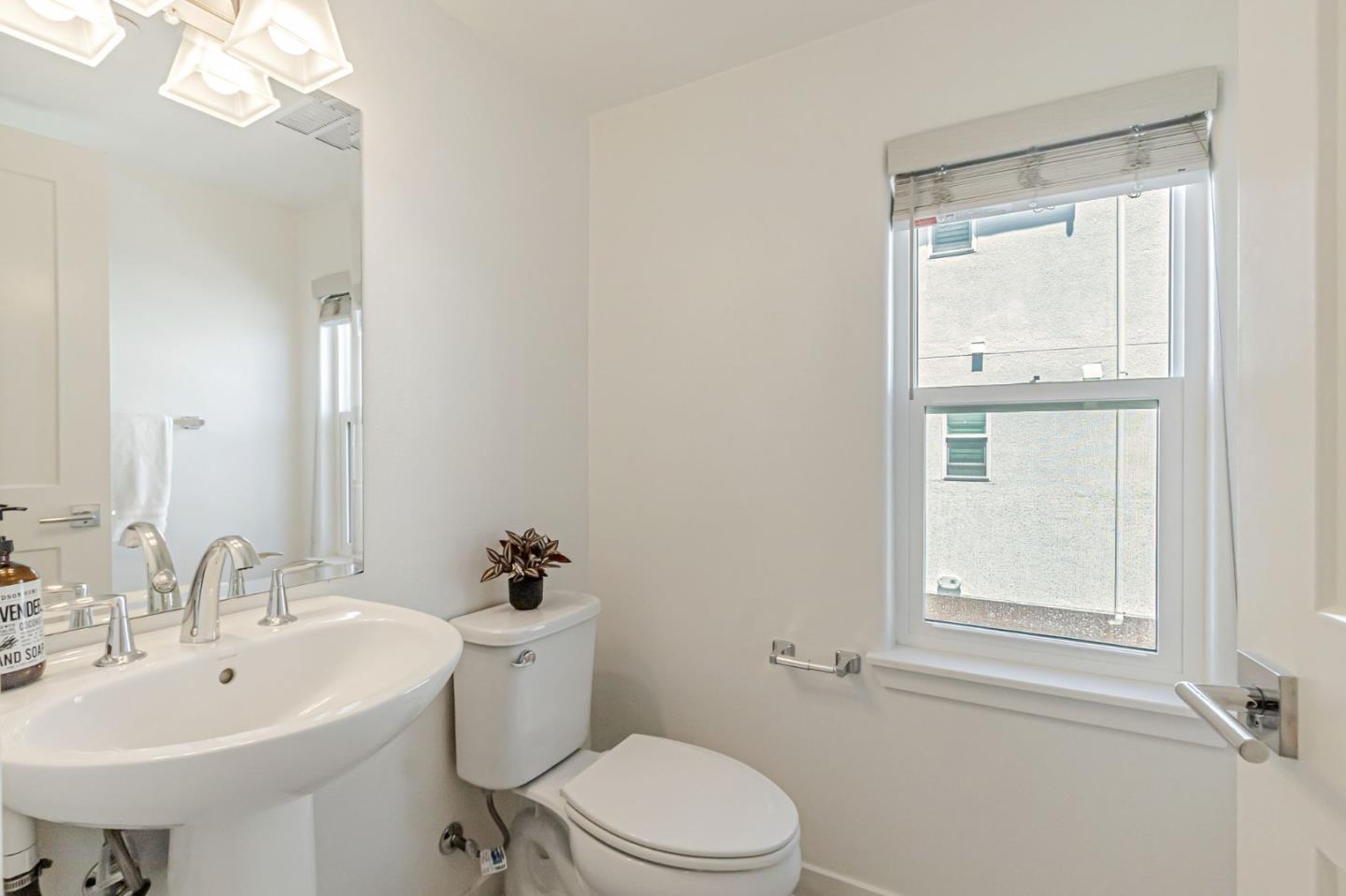 Detail Gallery Image 42 of 67 For 2909 Corvin Dr #143,  Santa Clara,  CA 95051 - 4 Beds | 3/1 Baths