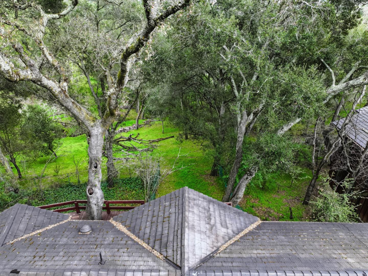 Detail Gallery Image 7 of 15 For 380 La Questa Way, Woodside,  CA 94062 - 4 Beds | 4 Baths