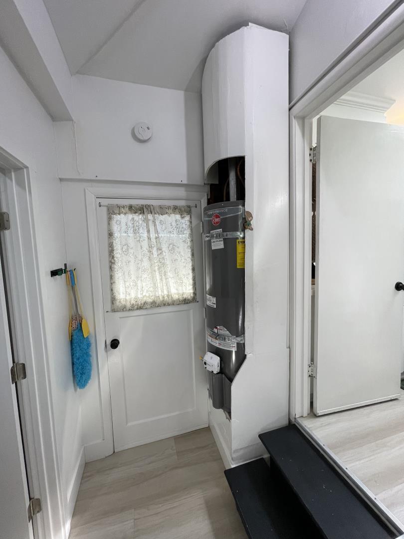 Detail Gallery Image 17 of 28 For 644 Buckeye St, Redwood City,  CA 94063 - 1 Beds | 1 Baths