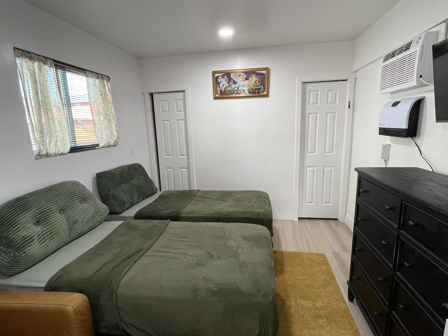 Detail Gallery Image 18 of 28 For 644 Buckeye St, Redwood City,  CA 94063 - 1 Beds | 1 Baths