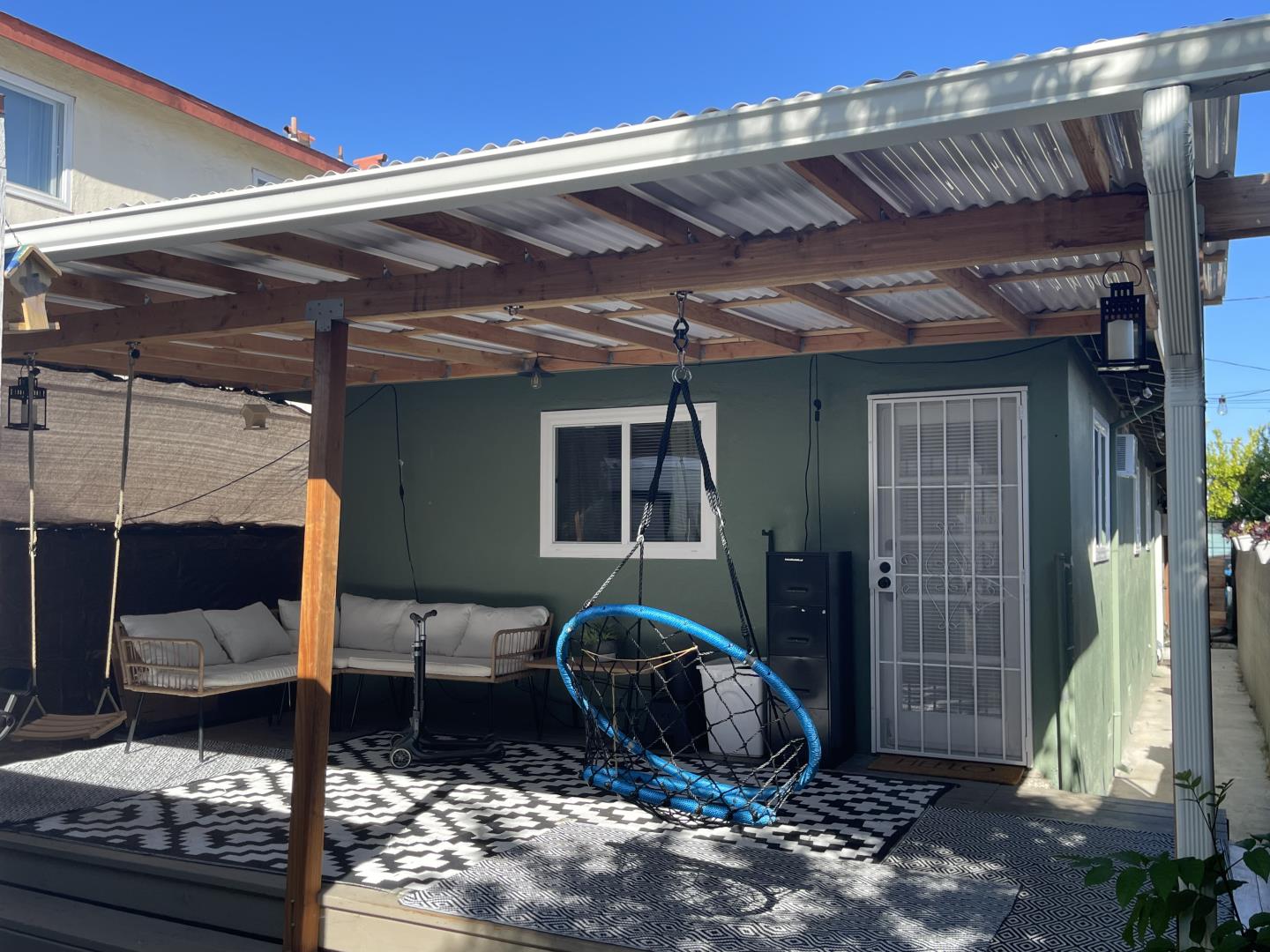 Detail Gallery Image 25 of 28 For 644 Buckeye St, Redwood City,  CA 94063 - 1 Beds | 1 Baths