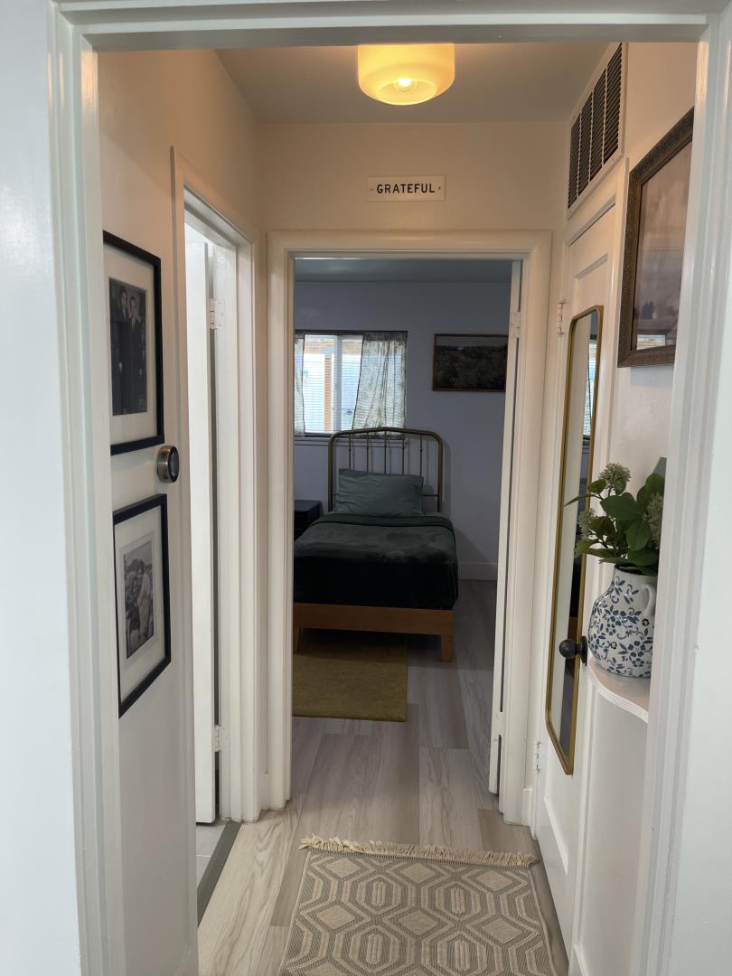 Detail Gallery Image 7 of 28 For 644 Buckeye St, Redwood City,  CA 94063 - 1 Beds | 1 Baths