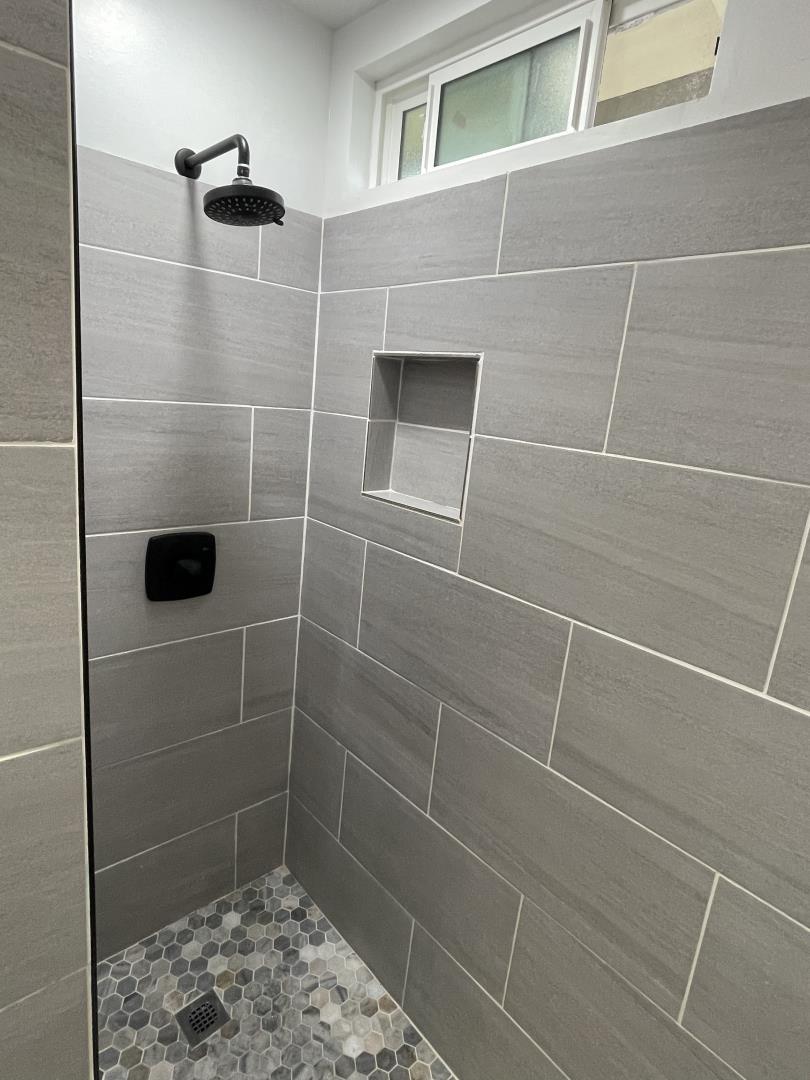 Detail Gallery Image 9 of 28 For 644 Buckeye St, Redwood City,  CA 94063 - 1 Beds | 1 Baths