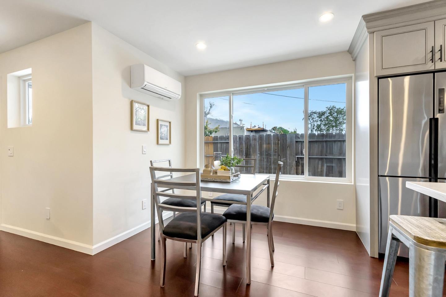 Detail Gallery Image 14 of 39 For 417 N 5th St #3,  San Jose,  CA 95112 - 3 Beds | 3 Baths
