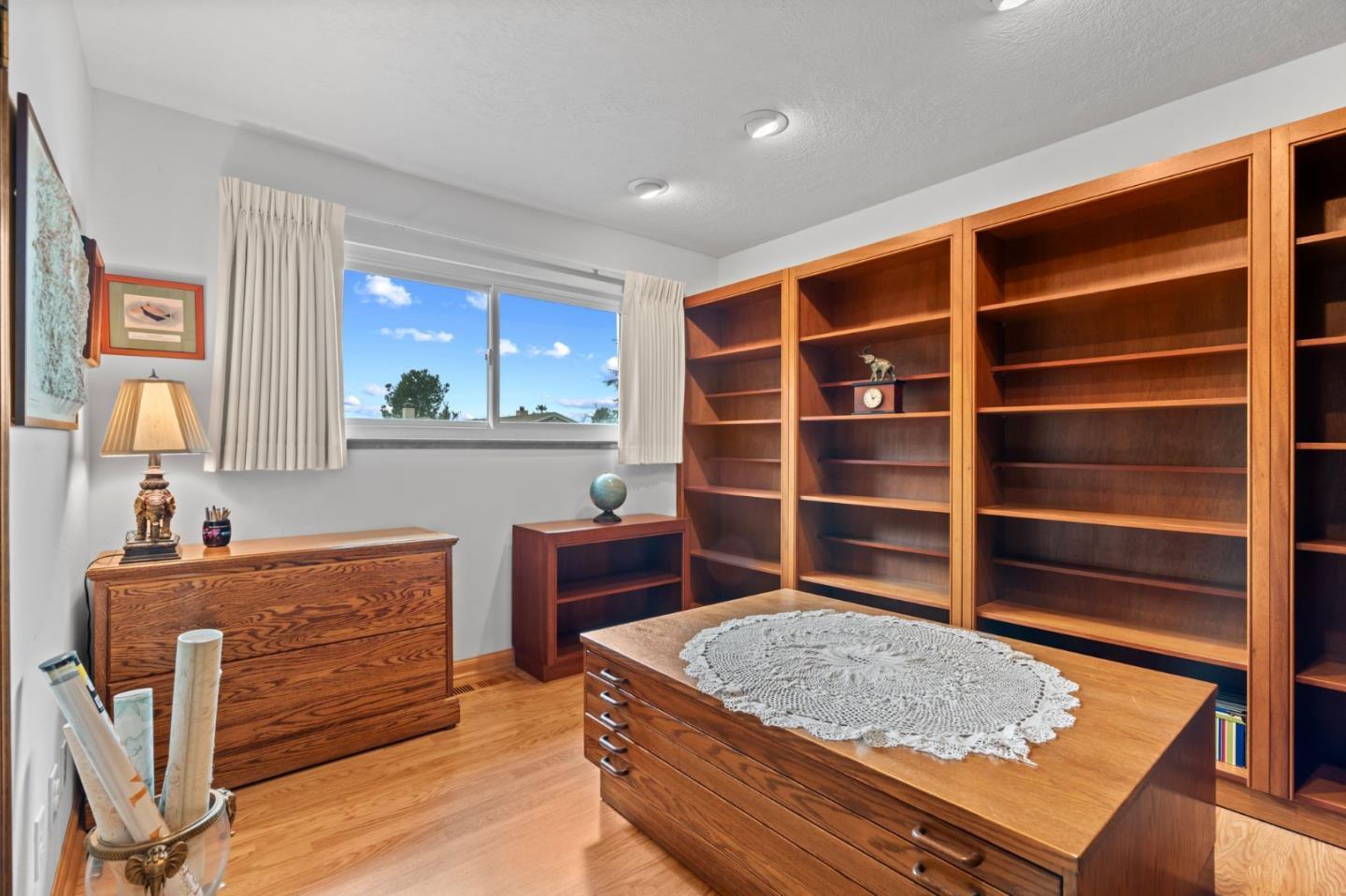 Detail Gallery Image 19 of 35 For 17370 Lakeview Dr, Morgan Hill,  CA 95037 - 3 Beds | 2 Baths