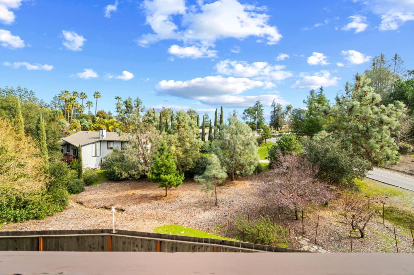 Detail Gallery Image 31 of 35 For 17370 Lakeview Dr, Morgan Hill,  CA 95037 - 3 Beds | 2 Baths