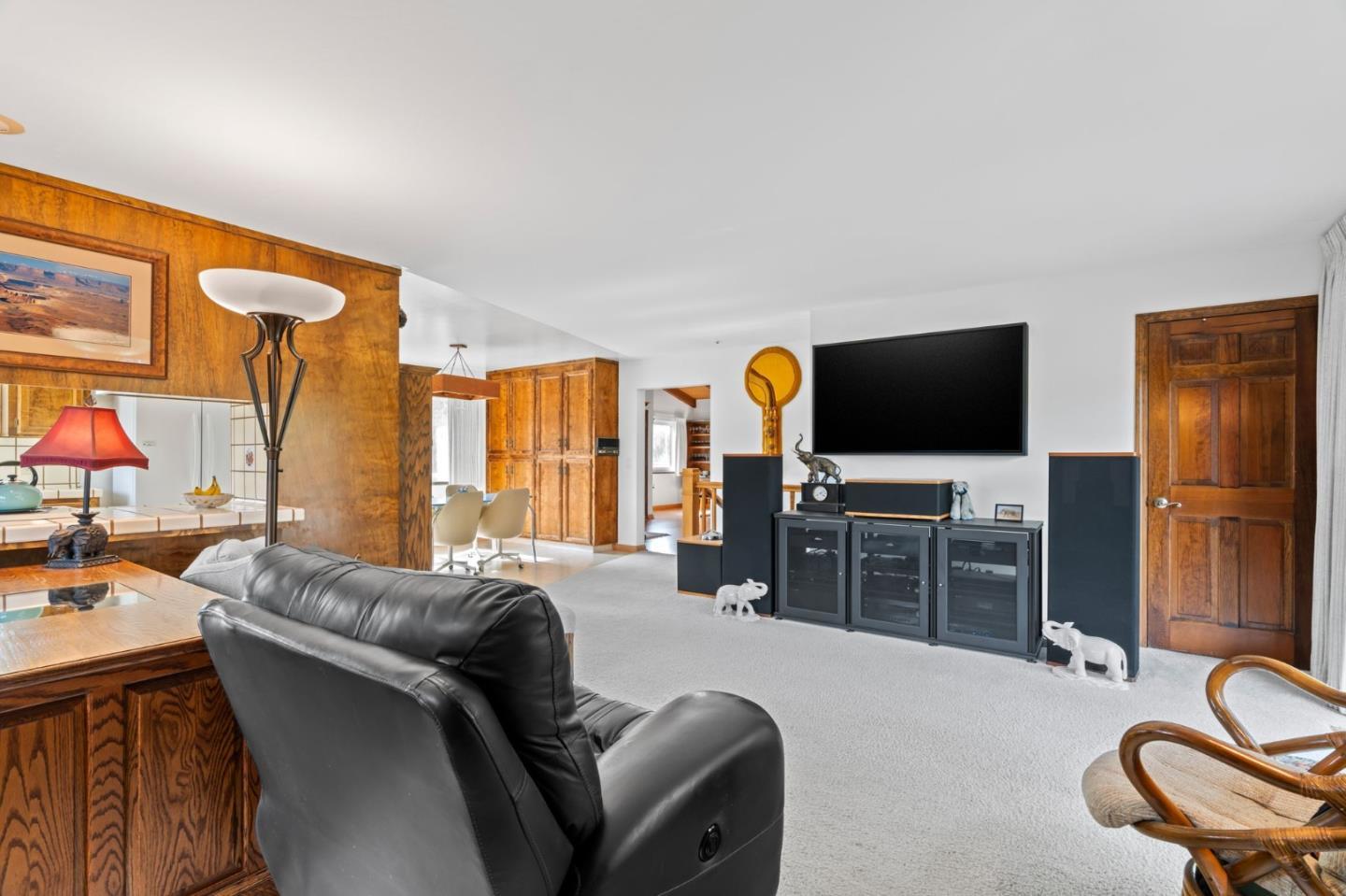 Detail Gallery Image 9 of 35 For 17370 Lakeview Dr, Morgan Hill,  CA 95037 - 3 Beds | 2 Baths