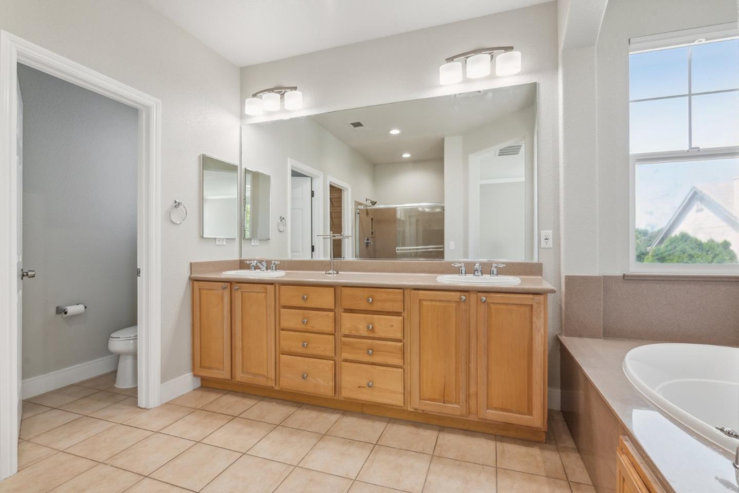 Detail Gallery Image 38 of 48 For 471 S Providence St, Mountain House,  CA 95391 - 4 Beds | 2/1 Baths