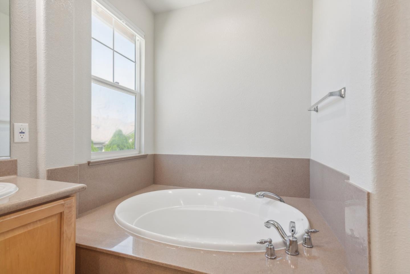 Detail Gallery Image 39 of 48 For 471 S Providence St, Mountain House,  CA 95391 - 4 Beds | 2/1 Baths
