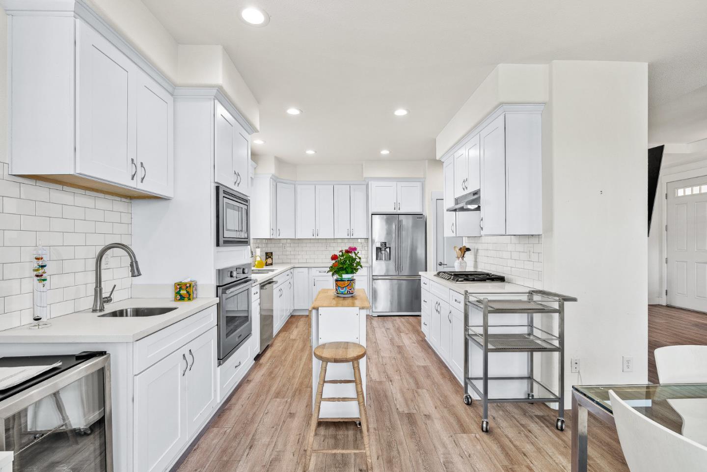 Detail Gallery Image 10 of 33 For 225 Mount Hermon Rd #211,  Scotts Valley,  CA 95066 - 3 Beds | 2 Baths