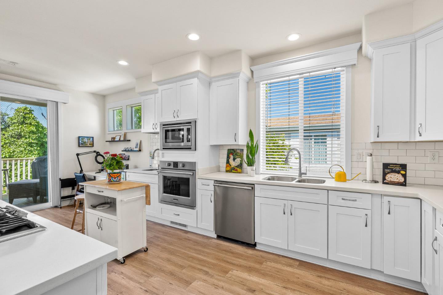 Detail Gallery Image 13 of 33 For 225 Mount Hermon Rd #211,  Scotts Valley,  CA 95066 - 3 Beds | 2 Baths