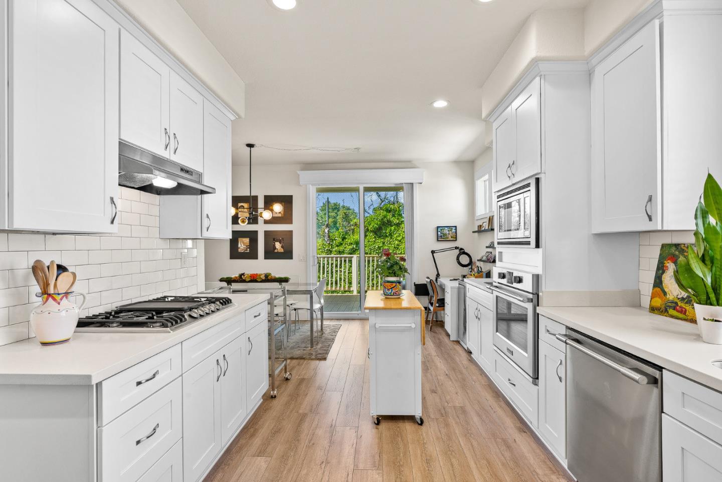 Detail Gallery Image 16 of 33 For 225 Mount Hermon Rd #211,  Scotts Valley,  CA 95066 - 3 Beds | 2 Baths