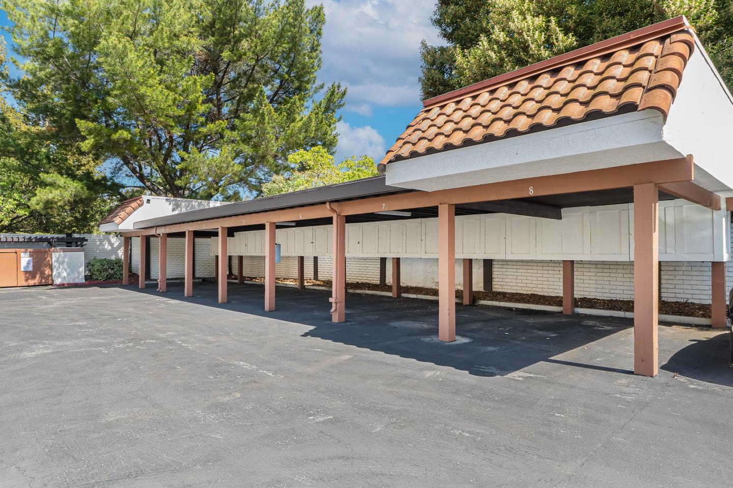 Detail Gallery Image 30 of 38 For 1017 Chula Vista Ter, Sunnyvale,  CA 94086 - 2 Beds | 2/1 Baths