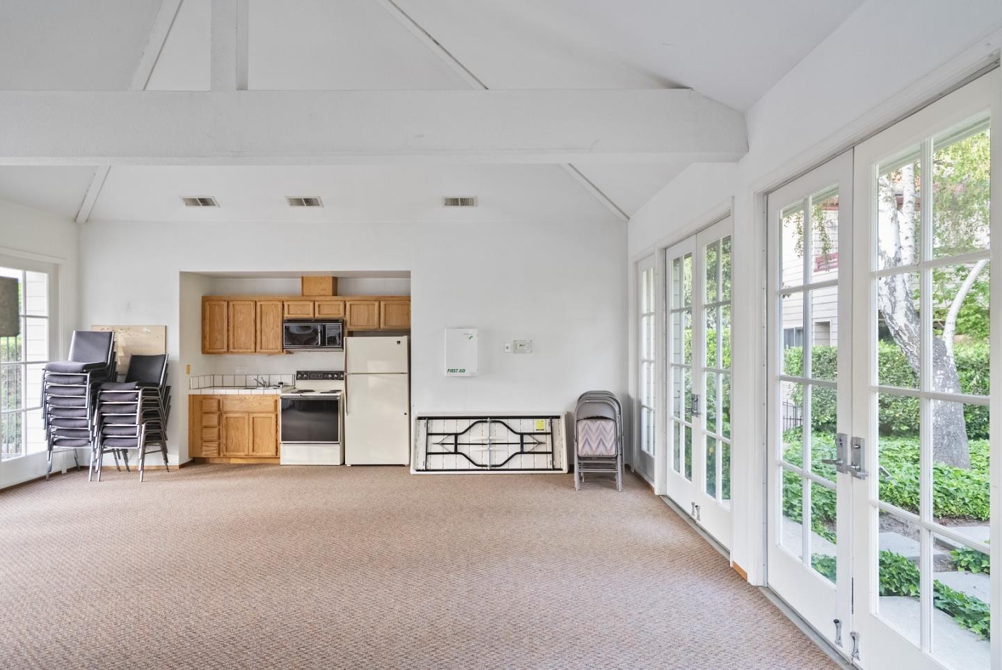 Detail Gallery Image 31 of 32 For 1562 Fairway Green Cir, San Jose,  CA 95131 - 2 Beds | 2 Baths