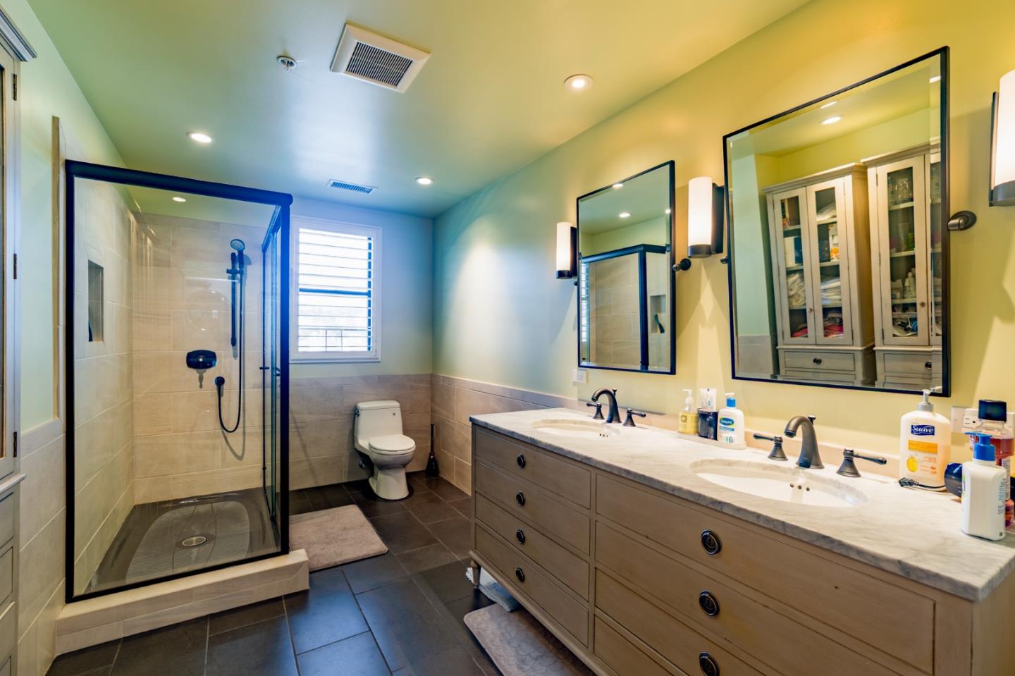 Detail Gallery Image 3 of 25 For 3708 S El Camino Real, San Mateo,  CA 94403 - – Beds | – Baths