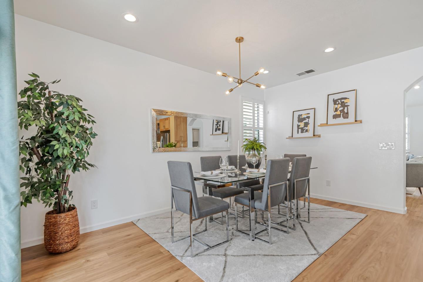 Detail Gallery Image 14 of 38 For 1435 Prelude Dr, San Jose,  CA 95131 - 4 Beds | 2/1 Baths