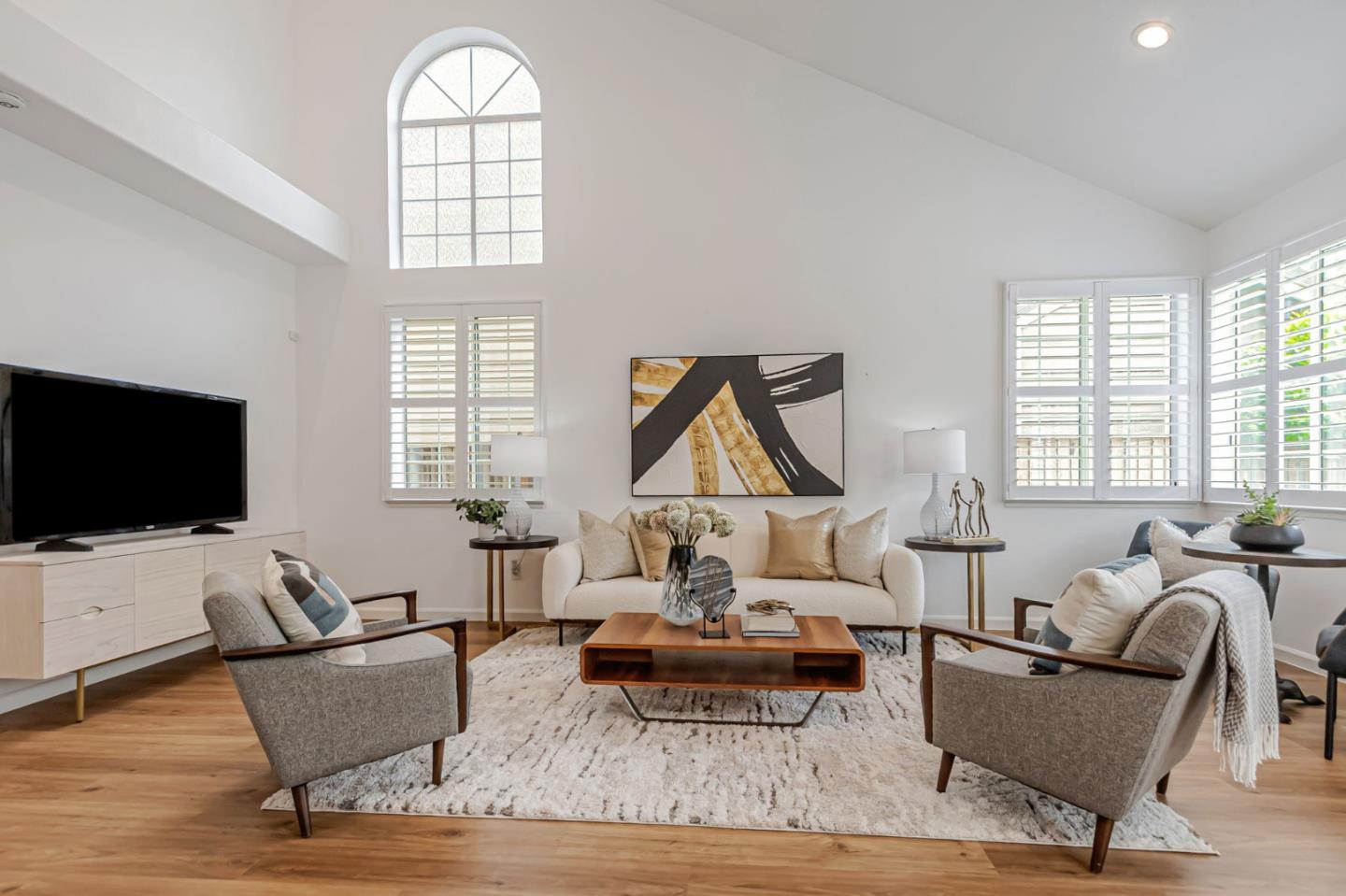 Detail Gallery Image 4 of 38 For 1435 Prelude Dr, San Jose,  CA 95131 - 4 Beds | 2/1 Baths