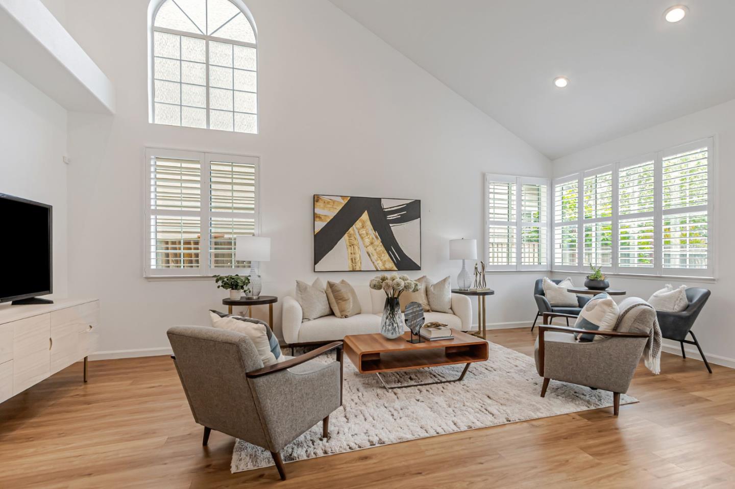 Detail Gallery Image 5 of 38 For 1435 Prelude Dr, San Jose,  CA 95131 - 4 Beds | 2/1 Baths