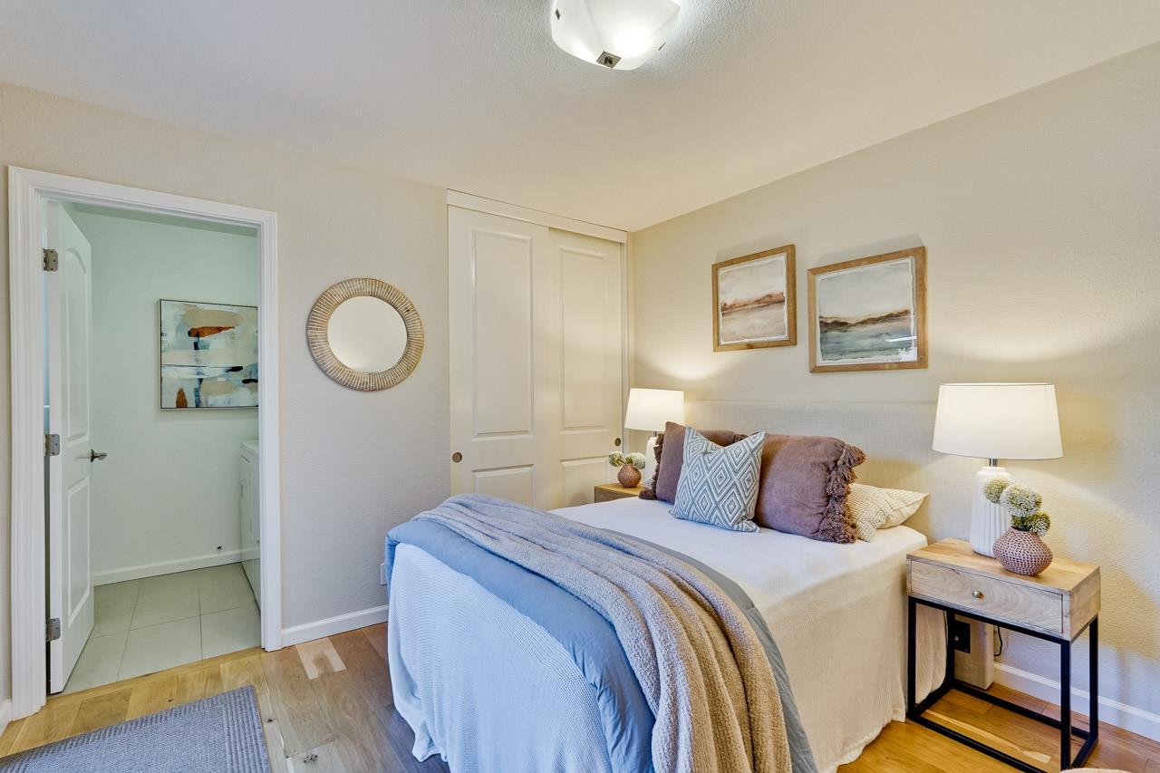 Detail Gallery Image 21 of 51 For 411 Lotus Ln, Mountain View,  CA 94043 - 4 Beds | 3 Baths